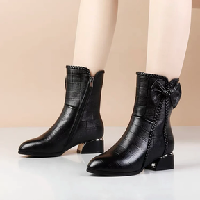 Bota de Couro Fashion Acolchoada